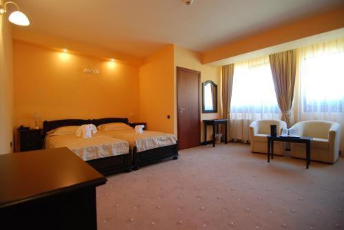 Grand Hotel Perla Ciucasului Tărlungeni 외부 사진