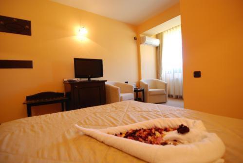 Grand Hotel Perla Ciucasului Tărlungeni 외부 사진