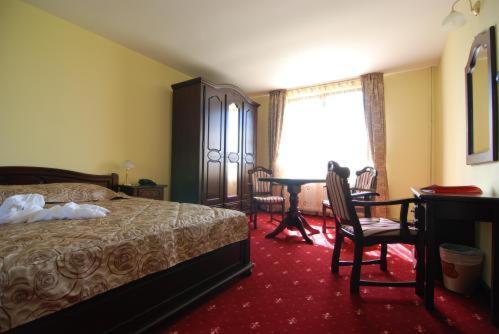 Grand Hotel Perla Ciucasului Tărlungeni 외부 사진