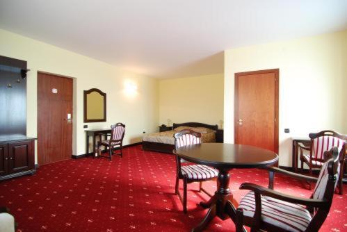 Grand Hotel Perla Ciucasului Tărlungeni 외부 사진